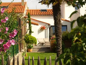 Image of Beautiful Fisherman's House \"Between Ocean and Garden\".