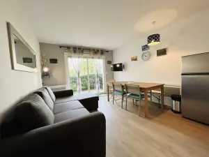 Image of Appartement 2 pièces cabine avec jardin, proche centre et marché - 4 couchages, Le Pouliguen - FR-1-245-208