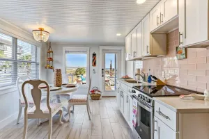 Image of Flamingo Loft - Charming Oceanfront Loft - Multiple Decks - Private Beach Access