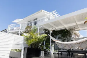 Image of White Beach Cottage