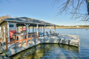 Image of 6 Bedrooms, Lakefront, Hot-Tub & Private Dock