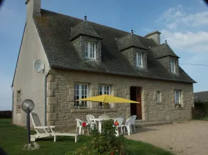 Image of property of character, individual stone in garden of 1,200 m2.