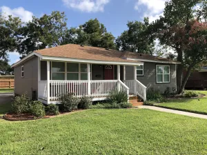 Image of COZY, COMFY, CUTIE!  Book NOW for Spring and Summer!  2BD, 1.5 Bath, Free WIFI