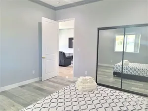Image of High Ceiling*2-levels Home*5 miles to Disneyland