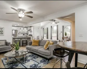 Image of 4-bedroom vacation home just 20 minutes from most of Atlanta's Attractions