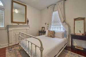 Image of Classic New Orleans Camelback right off Magazine!