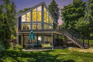 Image of Panoramic view of spectacular all sports lake. 3 bed\/3.5 bath