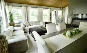 Image of Cozy Home with LOTS of space- Less than 1 mile to ISU & IWU, 5 miles to airport