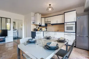 Image of Beautiful T3 in a residence with swimming pool, 5 minutes from the beach