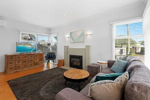 Image of Cozy 2 bed Peninsular Home Near Attractions