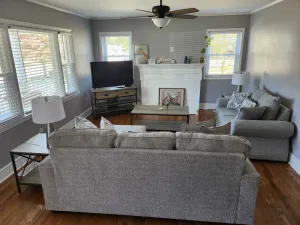 Image of Escape to Fayetteville's charm, just a 3-min drive from Crown Center