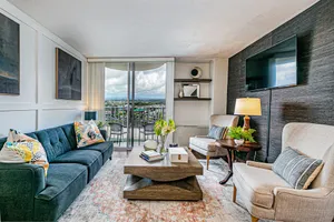 Image of Cosmopolitan Condo - Lagoon Centre 701 In the Heart of Hilo