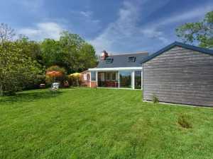 Image of Beautiful private villa for 2 people with TV, terrace and parking