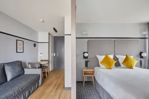 Image of Suite au Centre de Lyon! Kitchenette Equipée