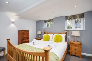 Image of Hidden Gem w\/Mini Courtyard & Free Gym\/Pool Access