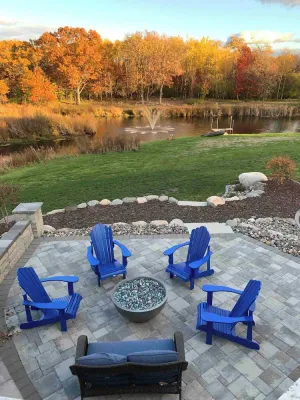 Image of Updated 2BR,  Pool Table-Movie Theatre-Hiking trails-Fountain-ERX motor park