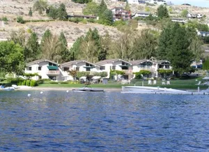 Image of Spader Bay Waterfront Condo, Lake Chelan - 2 bd\/2 ba