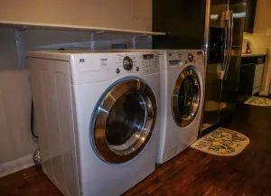 Image of Lovely 3 bedroom condo with community pool and golf club.