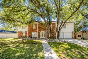 Image of Family Fun 5 bedroom, 3.5 bath home with Pool, Hot Tub, Poker Room & Game Room