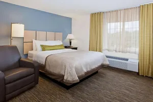 Image of Knoxville Adventure! 4 FIDO-friendly Units with FREE Parking & Private Kitchen!