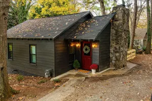 Image of walk to square! Cozy 2 BR bungalow, moody design