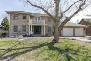 Image of Modern Like New LUXURY 3,200 SQ FT Home In An Awesome Location! Sleeps 12!