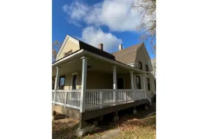Image of Urban Farmhouse near O’Hare Airport