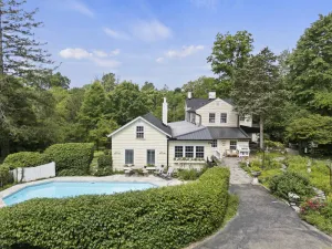 Image of Farmhouse, Gardens, Pool, Fishing Pond, Pergolas