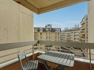 Image of Studio en front de mer avec piscine à Biarritz - FR-1-3-418