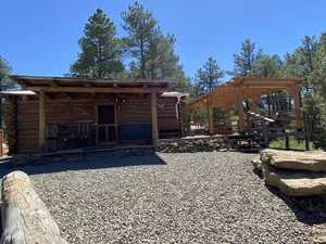 Image of Rustic Oak Log Cabin in the Ponderosa Pines great for a quiet get away.