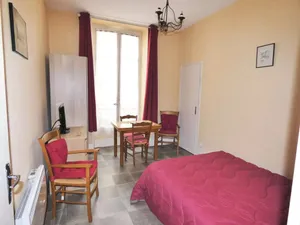 Image of Résidence 21 Rue Des Bains - Dans zone piétonne pour ce petit logement très agréable ! MAE-7794