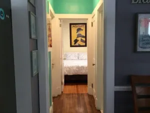 Image of Charming vintage apt in quiet neighborhood