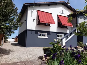 Image of Totally independent apartment on the first floor of a detached house