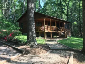 Image of \"Solitude\" Secluded 1 BR Cabin Nestled in the Woods w\/ Hot Tub near Luray, VA.