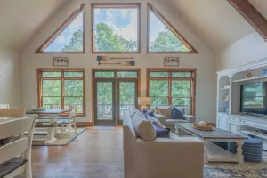 Image of Sunrise Retreat - Luxury Lakefront Retreat - Hot Tub, Outdoor Fireplace