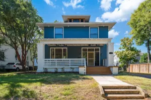 Image of Historic 4 bedroom 2.5 bath home: private backyard: fire pit