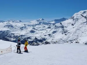 Image of Flat located at the foot of the slopes with heated pool, sauna and hammam
