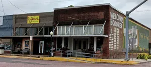 Image of The Retro Retreat off the square