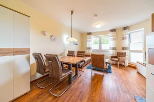 Image of Dog-friendly vacation apartment with WLAN and balcony in a dyke location on the North Sea - Hus Jadekieker