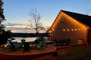 Image of Hip-Young-Fun LAKE HOUSE Guest Suite