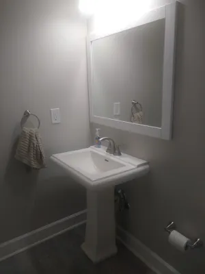 Image of 1 Bed\/1 Bath Suite with Private entrance and dedicated parking space