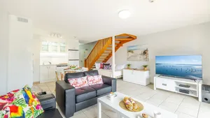 Image of Nelson Bay Breeze Apartment, 29,1 Trafalgar Street - Air conditioned unit with Linen supplied, complex pool and spa