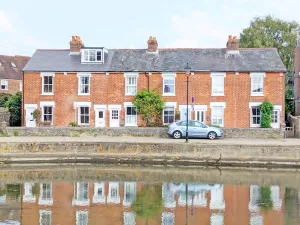 Image of Compass Cottage , Emsworth