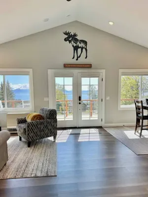 Image of New! Gorgeous Getaway with Bay and Mountain Views and Soaking Tub.