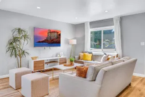 Image of An Amazingly Designed Outstanding Torrance Home - Torrance City