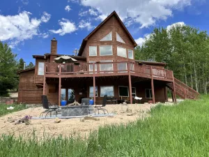 Image of Private, Cozy, and Remote Mountain Apartment in Walk-out Garden Level of Home