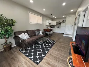 Image of 🔥NEW, PRIVATE, MODERN🔥 2\/1 Unit *CLOSE to JBLM*