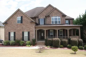 Image of Spacious 5 bed\/4 bath family home with lots of room