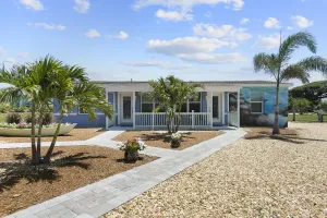 Image of 209 Turtle | 1 Block to Beach | Downtown !