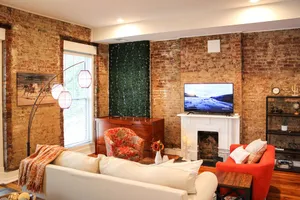 Image of King Bed · Chic Spacious Loft · Great Location!